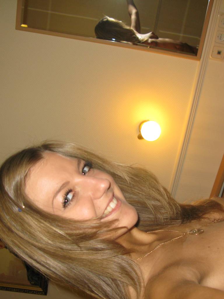 Elite dating Pontyates