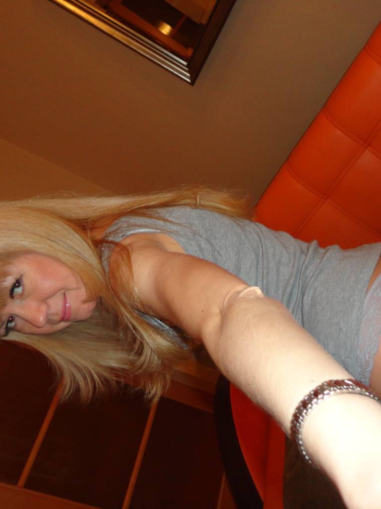 Elite dating Calstock